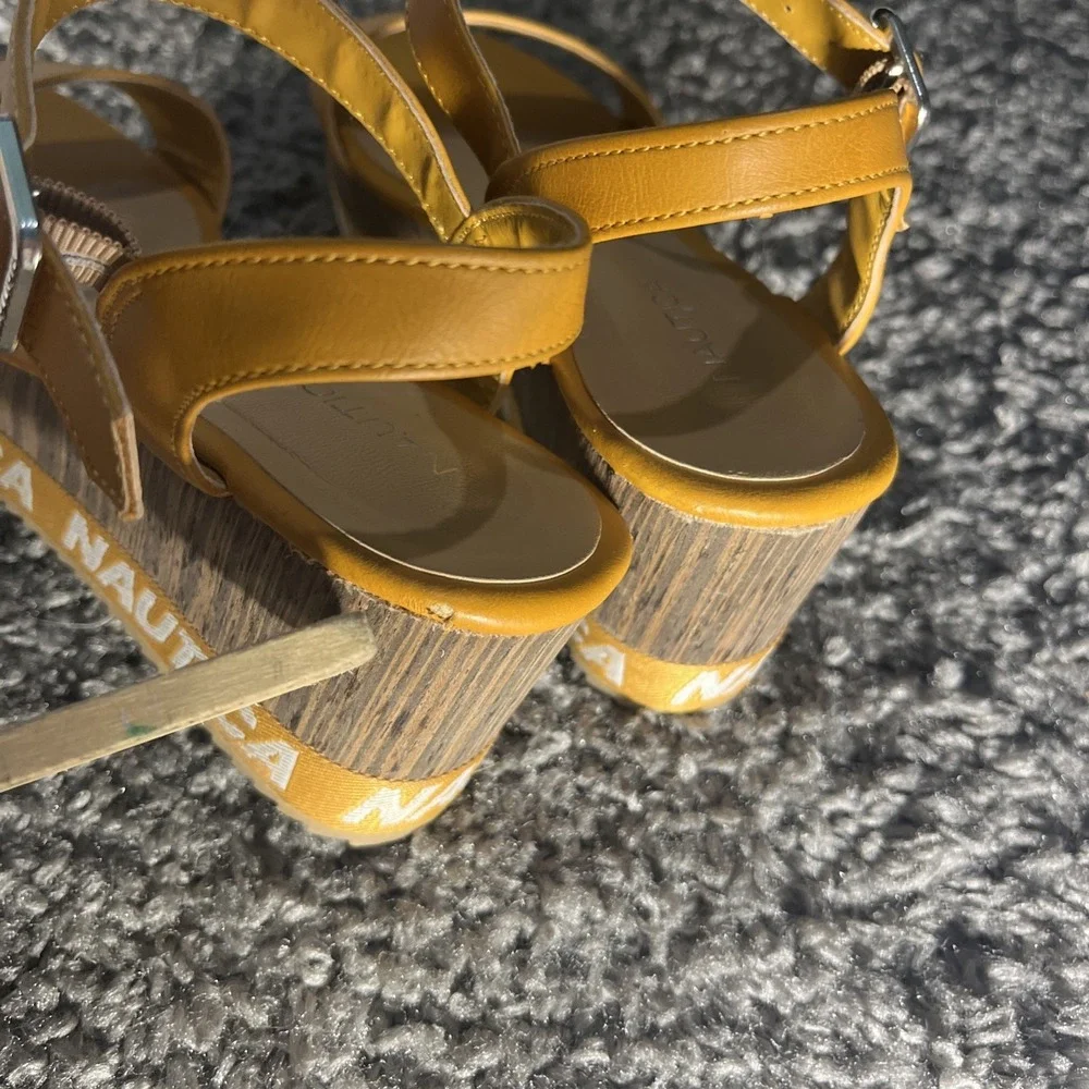 Nautica Sandal Women's Size 6.5 Mustard Faux Wood Wedge Sandal  Buckle - Picture 7 of 13